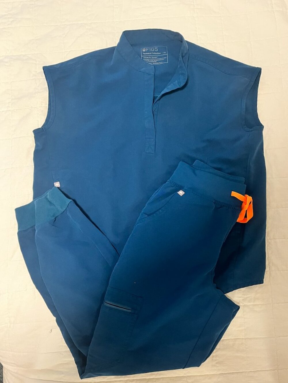 Figs Sleeveless Henley Tank Top in Teal Blue